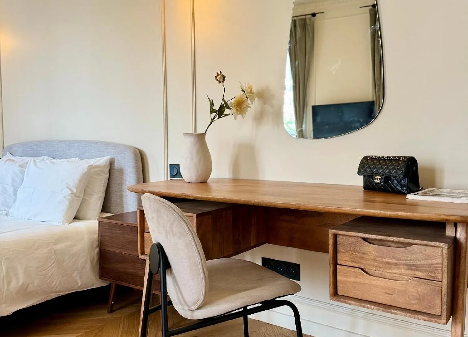 Luxurious Loft Near Opera Apartment *
